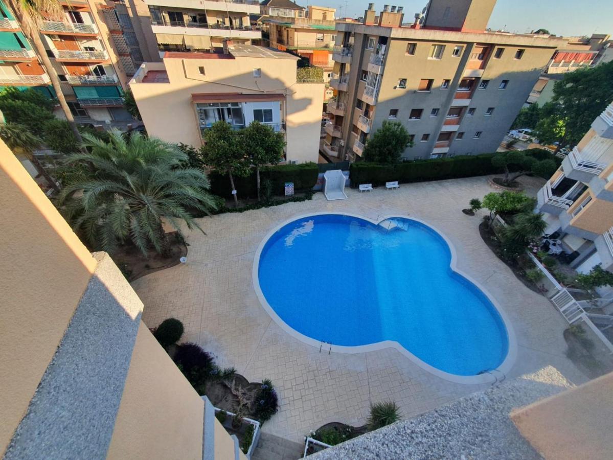 Salou ,Apartamento Con Piscina Y Wifi Екстериор снимка